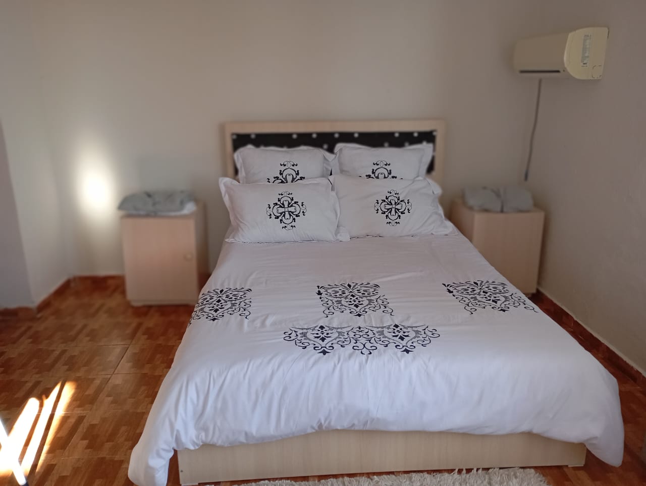 WhatsApp Image 2025-09-11 at 17.27.52 (1)